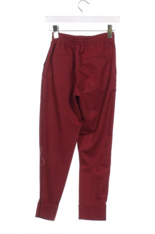 Damskie spodnie Bershka, Rozmiar XS, Kolor Czerwony, Cena 68,52 zł