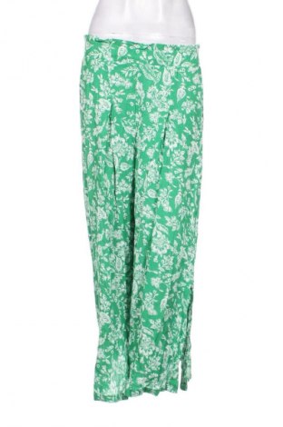 Damenhose Bershka, Größe L, Farbe Mehrfarbig, Preis € 14,83
