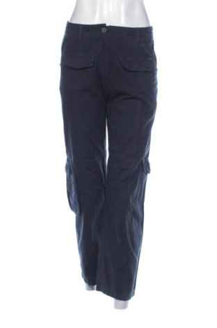 Női nadrág Brandy Melville, Méret M, Szín Kék, Ár 3 749 Ft