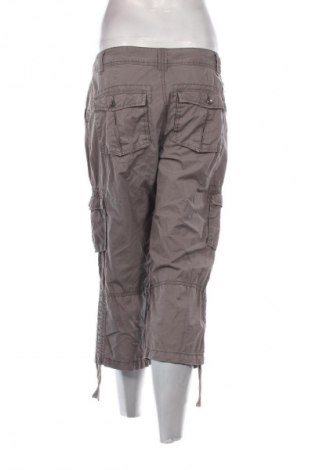 Pantaloni de femei Crane, Mărime M, Culoare Gri, Preț 72,99 Lei