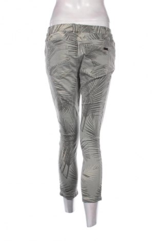 Damenhose Denim 1982, Größe L, Farbe Mehrfarbig, Preis 8,99 €