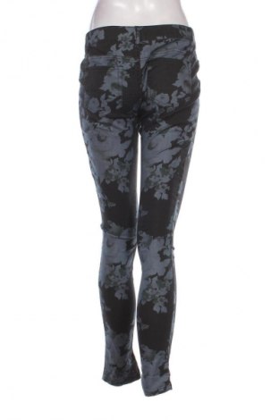Pantaloni de femei Forever 21, Mărime M, Culoare Multicolor, Preț 66,99 Lei