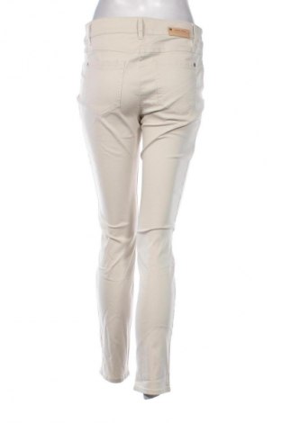 Pantaloni de femei Gerry Weber, Mărime M, Culoare Bej, Preț 166,04 Lei