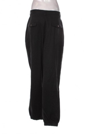 Pantaloni de femei Guido Maria Kretschmer, Mărime XL, Culoare Negru, Preț 285,99 Lei