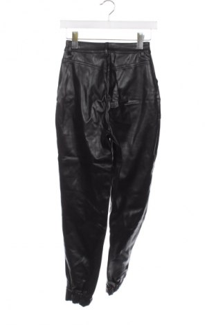 Pantaloni de femei H&M Divided, Mărime XS, Culoare Negru, Preț 79,00 Lei