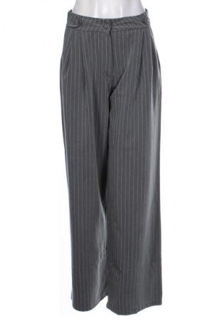 Damskie spodnie NEW COLLECTION, Rozmiar S, Kolor Szary, Cena 103,99 zł