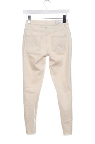 Damskie spodnie ONLY, Rozmiar S, Kolor ecru, Cena 54,99 zł