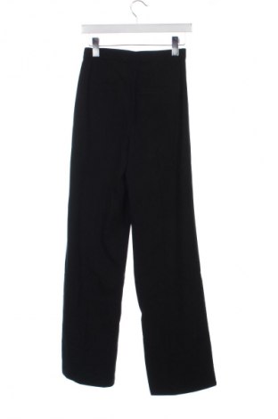 Dámské kalhoty  Pull&Bear, Velikost XS, Barva Černá, Cena  1 069,00 Kč