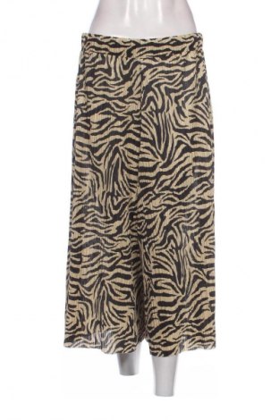 Pantaloni de femei Reserved, Mărime M, Culoare Multicolor, Preț 69,99 Lei