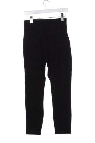 Pantaloni de femei Vero Moda, Mărime XS, Culoare Negru, Preț 91,99 Lei