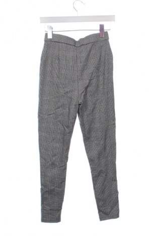 Pantaloni de femei Zara, Mărime XS, Culoare Multicolor, Preț 36,99 Lei