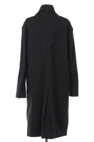 Dámsky kabát  Bershka, Veľkosť L, Farba Viacfarebná, Cena  46,51 €