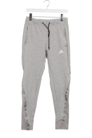 Pantaloni trening de femei Adidas, Mărime XXS, Culoare Gri, Preț 139,99 Lei