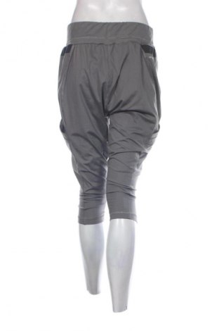 Női sport nadrág Adidas, Méret S, Szín Szürke, Ár 11 099 Ft