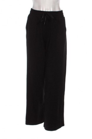Pantaloni trening de femei Bershka, Mărime S, Culoare Negru, Preț 133,99 Lei