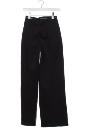 Dámske tepláky Calvin Klein Jeans, Veľkosť XS, Farba Čierna, Cena  90,95 €