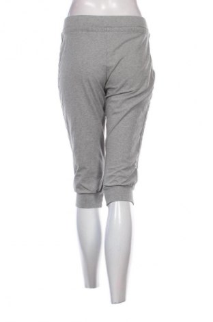 Damskie spodnie sportowe Nike, Rozmiar M, Kolor Szary, Cena 86,99 zł