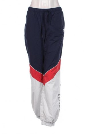 Pantaloni trening de femei Reebok, Mărime M, Culoare Multicolor, Preț 139,99 Lei