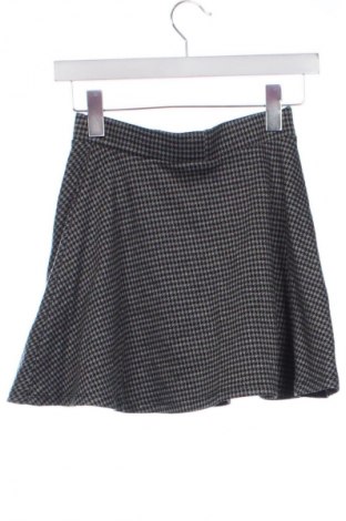 Kinderrock C&A, Größe 10-11y/ 146-152 cm, Farbe Mehrfarbig, Preis € 13,99