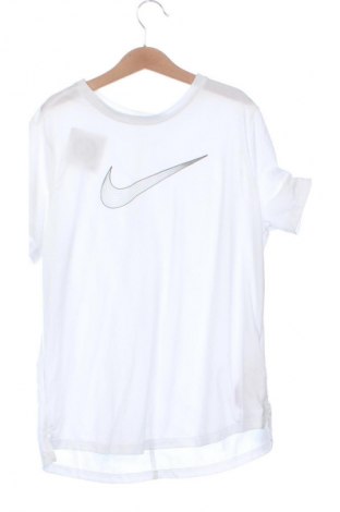 Dětské tričko  Nike, Velikost 12-13y/ 158-164 cm, Barva Bílá, Cena  409,00 Kč