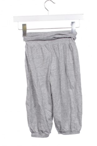 Kinderhose Okay, Größe 7-8y/ 128-134 cm, Farbe Grau, Preis 11,00 €
