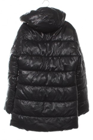 Dětská bunda  United Colors Of Benetton, Velikost 10-11y/ 146-152 cm, Barva Černá, Cena  519,00 Kč