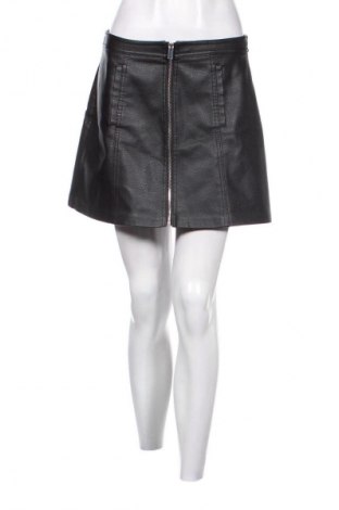 Fustă de piele Bershka, Mărime L, Culoare Negru, Preț 52,00 Lei