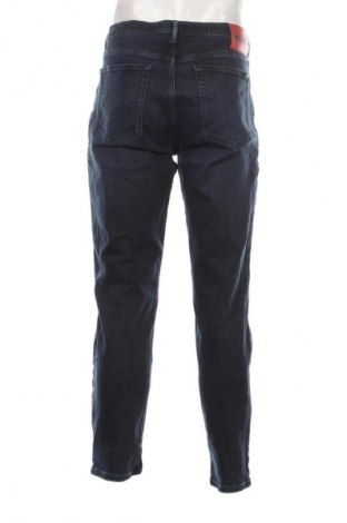 Blugi de bărbați Hugo Boss, Mărime L, Culoare Albastru, Preț 352,99 Lei
