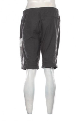 Pantaloni scurți de bărbați Nike, Mărime M, Culoare Gri, Preț 115,99 Lei