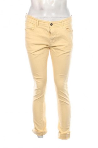 Pantaloni de bărbați Bershka, Mărime M, Culoare Galben, Preț 189,88 Lei