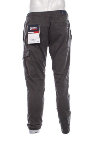 Męskie spodnie Tommy Jeans, Rozmiar L, Kolor Szary, Cena 405,29 zł