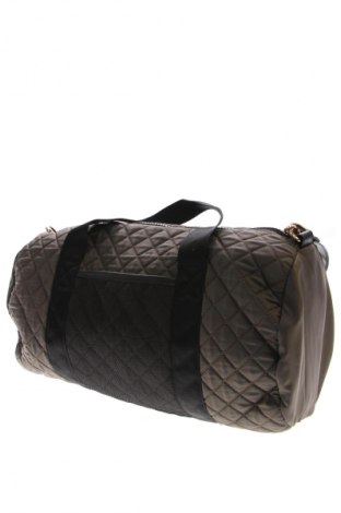 Geantă de călătorie New Look, Culoare Verde, Preț 95,99 Lei