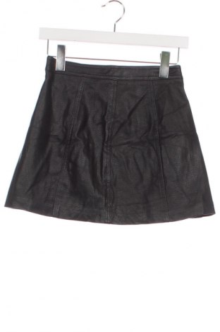 Rock Bershka, Größe XS, Farbe Schwarz, Preis 5,99 €
