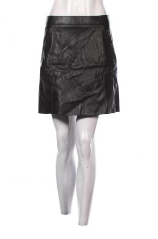 Пола Edc By Esprit, Размер M, Цвят Черен, Цена 16,99 лв.