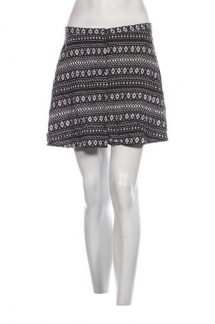 Пола H&M Divided, Размер M, Цвят Многоцветен, Цена 19,99 лв.