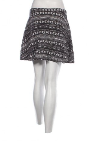 Пола H&M Divided, Размер M, Цвят Многоцветен, Цена 19,99 лв.
