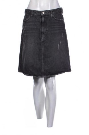Fustă Hugo Boss, Mărime M, Culoare Gri, Preț 372,21 Lei