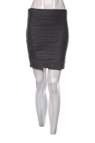 Spódnica ONLY, Rozmiar S, Kolor Szary, Cena 65,99 zł