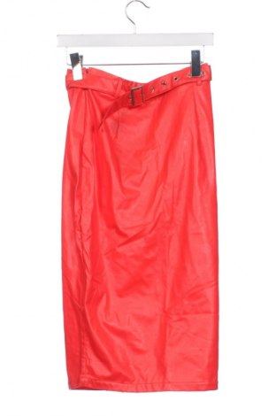 Spódnica Pretty Little Thing, Rozmiar S, Kolor Czerwony, Cena 76,99 zł