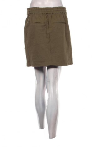 Пола Vero Moda, Размер M, Цвят Зелен, Цена 8,99 лв.
