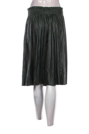 Пола Vero Moda, Размер XL, Цвят Зелен, Цена 20,99 лв.
