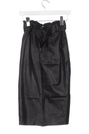 Sukně Zara, Velikost XS, Barva Černá, Cena  343,00 Kč