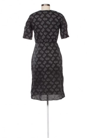 Kleid Agnes B., Größe M, Farbe Mehrfarbig, Preis 68,99 €