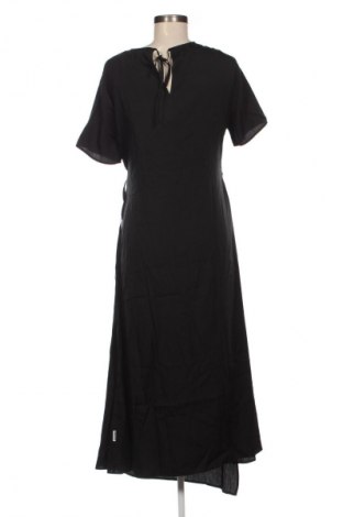 Šaty  Armedangels, Velikost L, Barva Černá, Cena  2 649,00 Kč