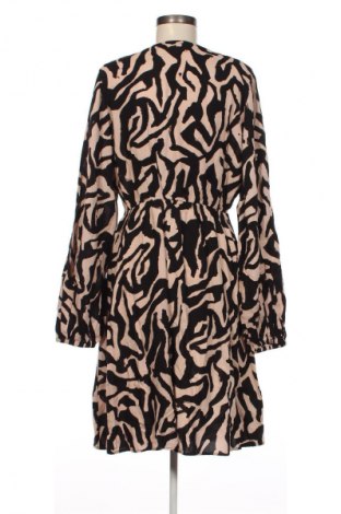 Rochie B Young, Mărime M, Culoare Multicolor, Preț 98,99 Lei
