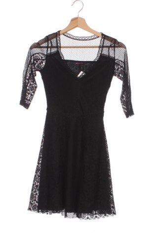 Šaty  Bershka, Velikost XS, Barva Černá, Cena  139,00 Kč