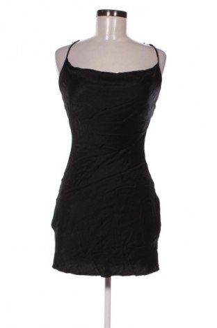 Rochie Bershka, Mărime L, Culoare Negru, Preț 98,99 Lei