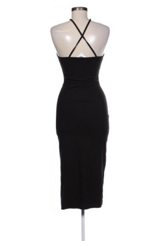 Φόρεμα Bershka, Μέγεθος M, Χρώμα Μαύρο, Τιμή 18,99 €