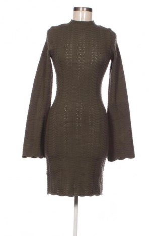 Kleid Bershka, Größe L, Farbe Grün, Preis € 29,99