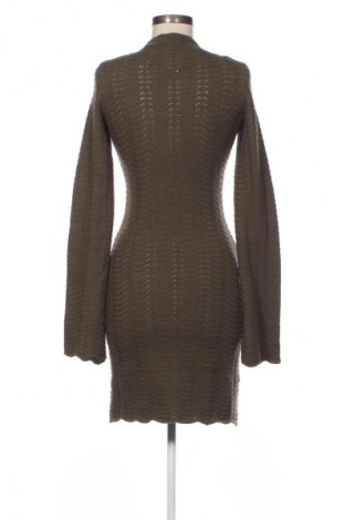 Kleid Bershka, Größe L, Farbe Grün, Preis € 29,99
